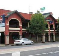 Commercial Hotel Benalla - Redcliffe Tourism
