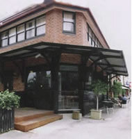 Berry Hotel - Redcliffe Tourism 0