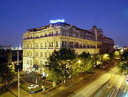 Grand Hotel Melbourne - Redcliffe Tourism 0