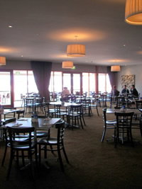 The Oxford Bathurst - Redcliffe Tourism 2