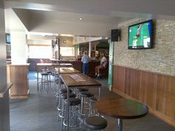 Star Hotel Albury - Redcliffe Tourism 2