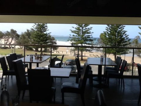 Mollymook Golf Club - Redcliffe Tourism 3