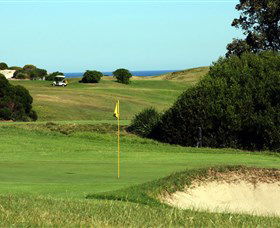 Bondi Golf Club - Redcliffe Tourism 1