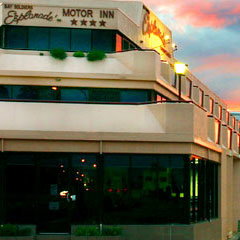 Batemans Bay Soldiers Club - Redcliffe Tourism 0