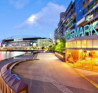 Bar Watermark - Redcliffe Tourism