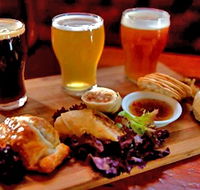 Dan O'Connell Hotel - Redcliffe Tourism