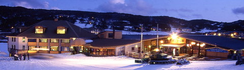 Base 1720 Bar & Restaurant - Redcliffe Tourism 2