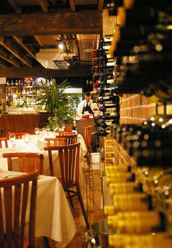 Alfredo's - Redcliffe Tourism 3
