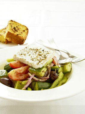 Medusa Greek Taverna - Redcliffe Tourism 4