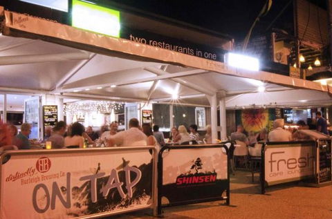 Cafe Fresh Lounge Bar & Shinsen Restaurant - Redcliffe Tourism 1