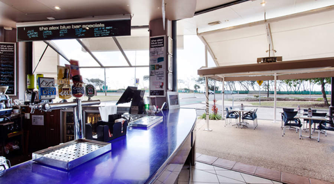 Alex Hotel - Redcliffe Tourism 2