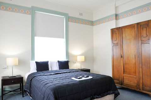 Hotel Gosford - Redcliffe Tourism 3