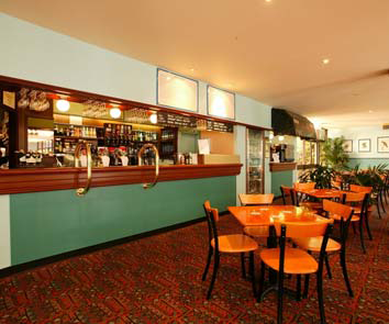 Hotel Gosford - Redcliffe Tourism 4