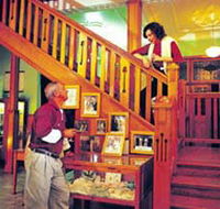 Hotel Corones - Redcliffe Tourism