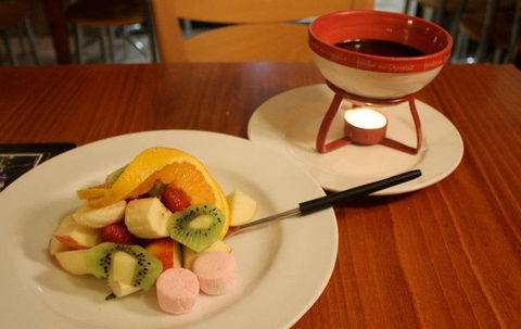 CJ's French Fondue Restaurant - Redcliffe Tourism 0