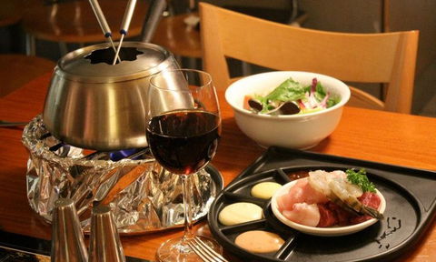 CJ's French Fondue Restaurant - Redcliffe Tourism 1