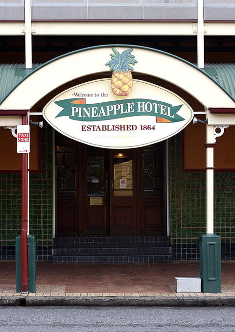 Pineapple Hotel - Redcliffe Tourism 2