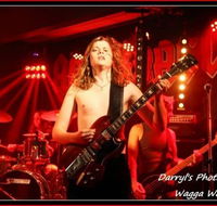 Home Tavern - Redcliffe Tourism