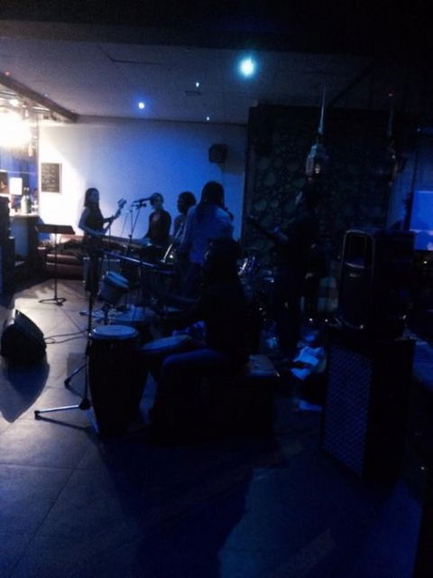 Luxor Bar - Redcliffe Tourism 1