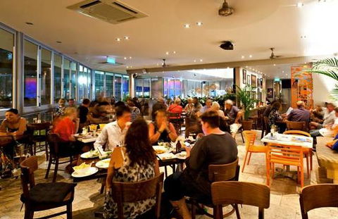 Fish D’Vine & The Rum Bar - Redcliffe Tourism 3