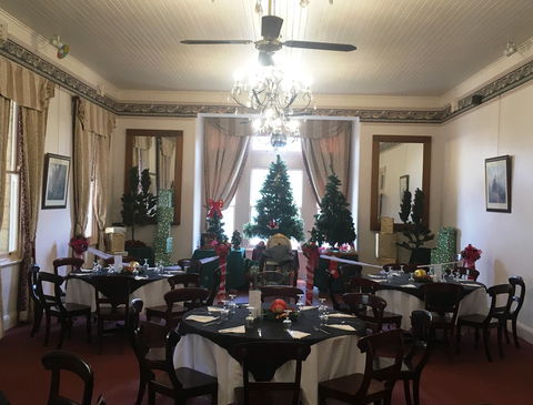 Abbey Of The Roses - Christmas In July - Redcliffe Tourism 1