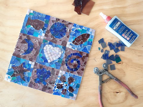 Intro To Mosaics Weekend With Leadlight By Ettore - Redcliffe Tourism 0