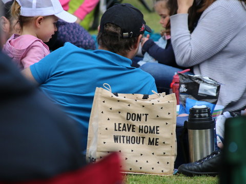 Music In The Gardens - Mitch King - Redcliffe Tourism 2