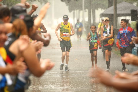 7 Cairns Marathon - Redcliffe Tourism 0