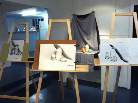 Art Classes With Violetta Strabic - Redcliffe Tourism 1