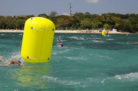 Great Adventures Green Island Ocean Swim - Redcliffe Tourism 1