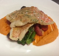 Basils Seafood Restaurant - Redcliffe Tourism