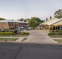 Emerald Maraboon Motor Inn - Redcliffe Tourism