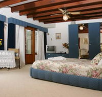 Chalet Swisse Spa - Redcliffe Tourism