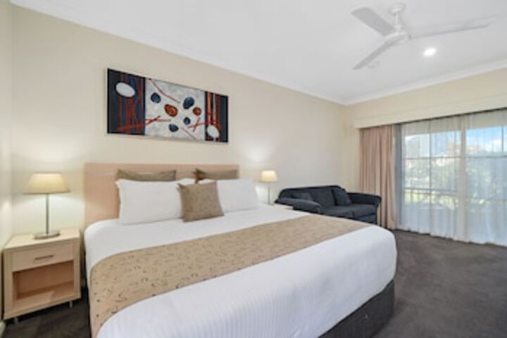  Redcliffe Tourism
