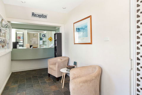 Econo Lodge Griffith Motor Inn - Redcliffe Tourism 5