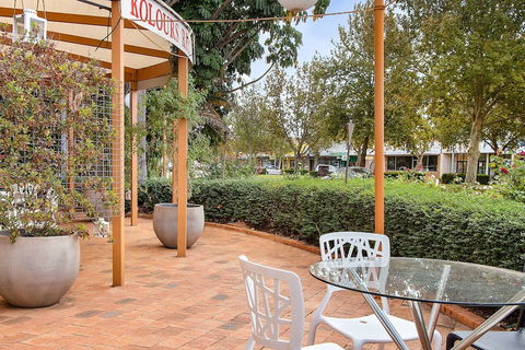 Econo Lodge Griffith Motor Inn - Redcliffe Tourism 4
