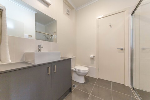 Dawson Motor Inn - Redcliffe Tourism 4