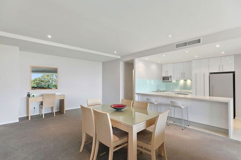 Akama Resort - Redcliffe Tourism 2
