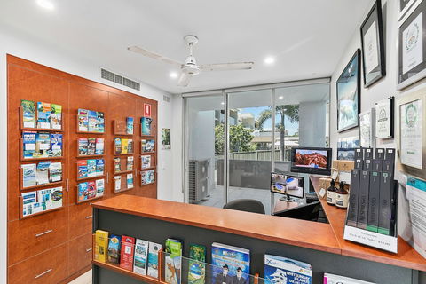 Akama Resort - Redcliffe Tourism 0