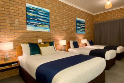 Best Western Coastal Waters Motor Inn - Redcliffe Tourism 5