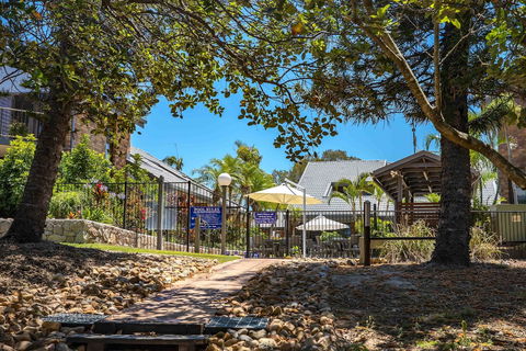Glen Eden Beach Resort - Redcliffe Tourism 4