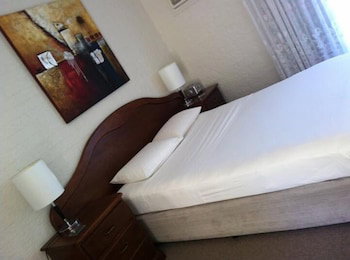 Mollymook Paradise Haven Motel - Redcliffe Tourism 5