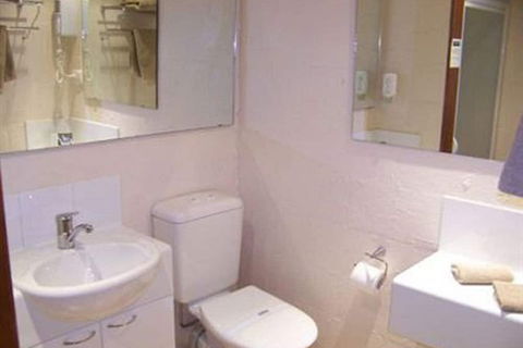 Balmoral On York - Redcliffe Tourism 5