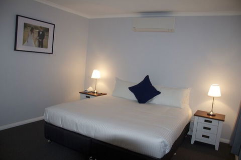 Starline Alpacas Farmstay Resort - Redcliffe Tourism 6