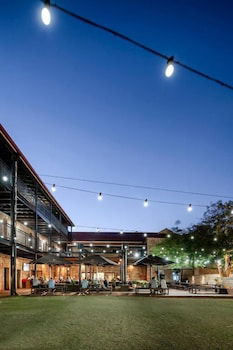The Esplanade Hotel Port Hedland - Redcliffe Tourism 2