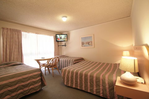 Beaumaris Bay Motel - Redcliffe Tourism 5