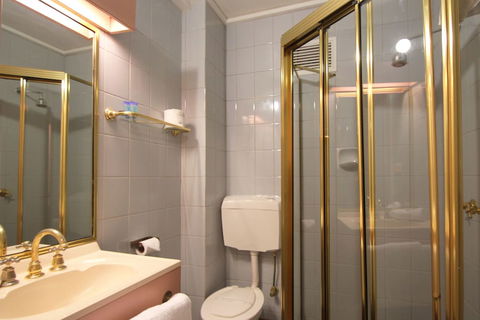 Beaumaris Bay Motel - Redcliffe Tourism 3
