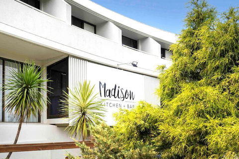 Mercure Charlestown - Redcliffe Tourism 2