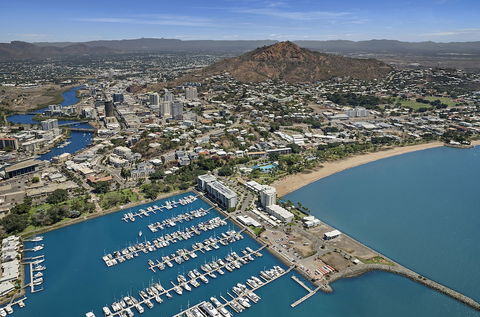 Mariners North Holiday Apartments - Redcliffe Tourism 1