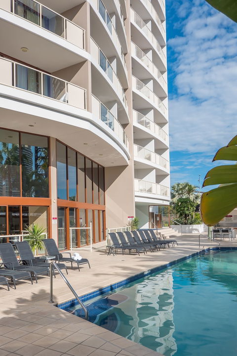 Broadbeach Savannah Hotel & Resort - Redcliffe Tourism 6